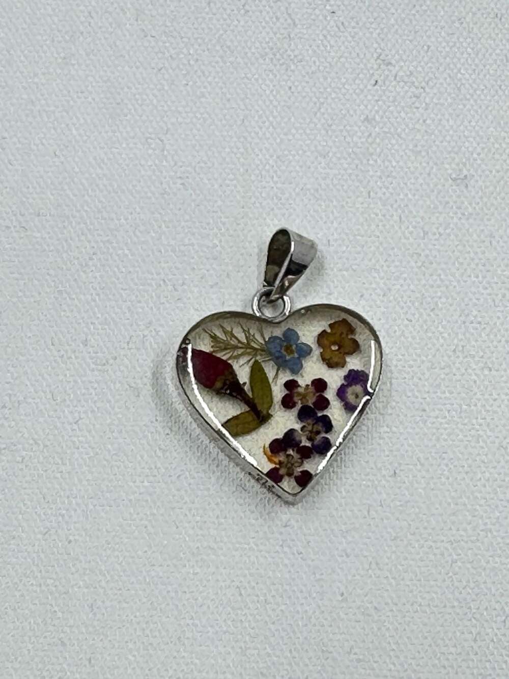 Vintage ATI Mexico 925 Sterling Silver Real Pressed Dried Flower Heart Pendant
